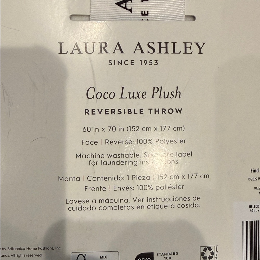 Laura Ashley Blue Floral and Plaid Reversible Plush Throw Blanket - Picture 7 of 9